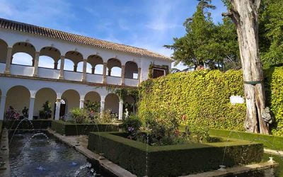 Patio del Ciprés de la Sultana del Generalife